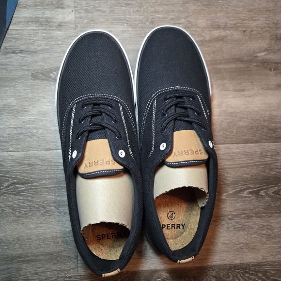 Sperry Other - Sperry Black Boat Shoes with Classic Design